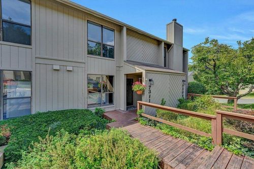 7311 Maple Ct, Roanoke, VA, 24018-9071 | Card Image