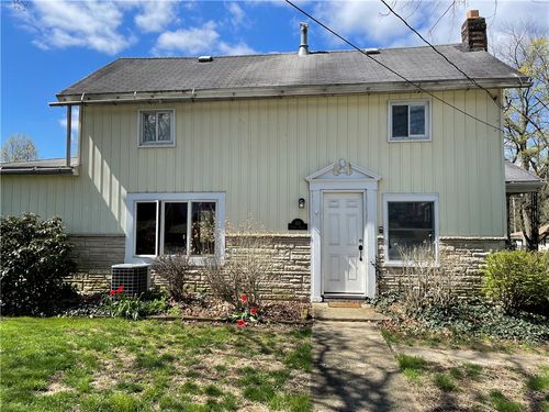 416 Liberty St, Harmony, PA, 16037-6822 | Card Image
