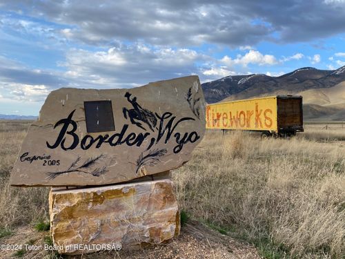 31 N Us Highway 30, Cokeville, WY, 83114-8109 | Card Image