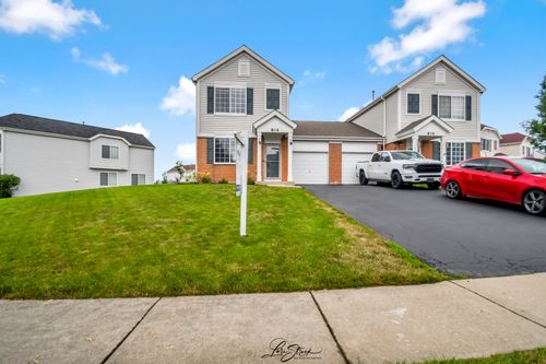 814 Daniel Dr, Minooka, IL, 60447-5501 | Card Image