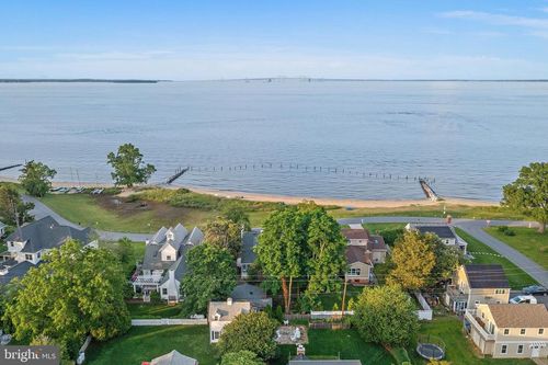 90 River Dr, ANNAPOLIS, MD, 21403-4441 | Card Image