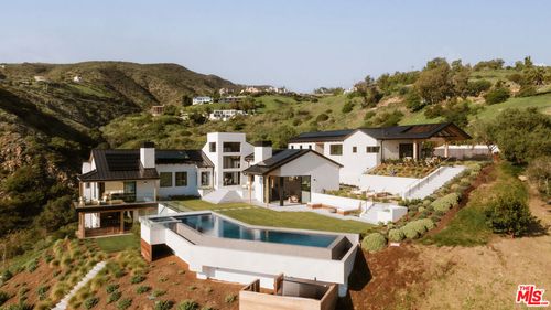 5941 Trancas Canyon Rd, Malibu, CA, 90265-3118 | Card Image