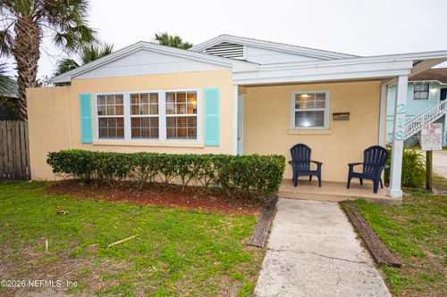 218 4th Ave S, Jacksonville Beach, FL, 32250-6733 | Card Image