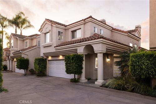 2295 La Playa Dr N, Costa Mesa, CA, 92627-6722 | Card Image