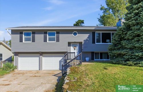 8464 Orchard Ave, Omaha, NE, 68127-2606 | Card Image