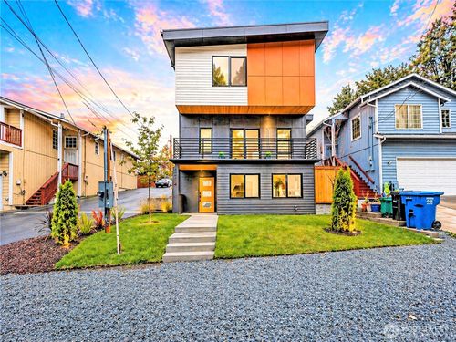 a-6025 47th Ave S, Seattle, WA, 98118-2885 | Card Image