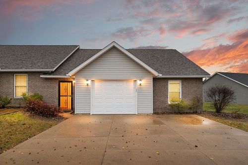 184 Arthurs Ct, Ashland, OH, 44805-1572 | Card Image