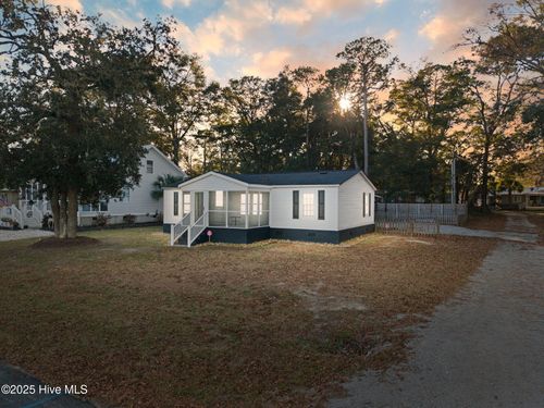 1936 Ocean Haven Rd Sw, Ocean Isle Beach, NC, 28469-5804 | Card Image