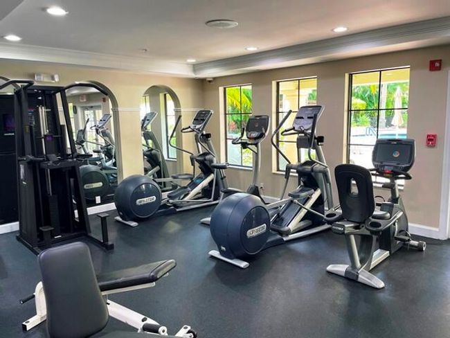 PH1-10 - 651 Okeechobee Blvd, Condo with 2 bedrooms, 2 bathrooms and null parking in West Palm Beach FL | Image 16