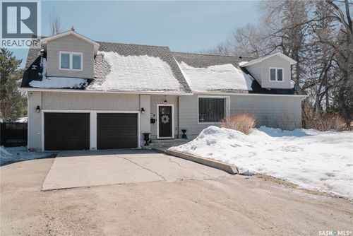 3119 Ortona St, Saskatoon, SK, S7M3R3 | Card Image