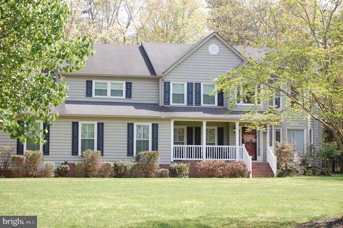 8125 Lee Jackson Cir, SPOTSYLVANIA, VA, 22553-3819 | Card Image