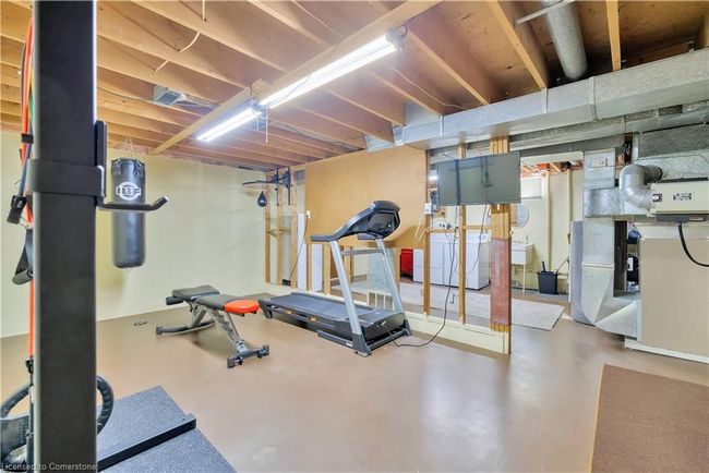 9254 Esplanade Dr, House other with 3 bedrooms, 2 bathrooms and 2 parking in Windsor ON | Image 25