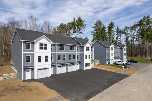 10-d-10D Lucky Lane The Crossings At Village Center, Barrington, NH, 03825 | Card Image