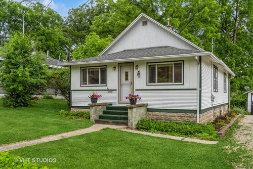 W3632 Oakrest Ave, Lake Geneva, WI, 53147-4021 | Card Image