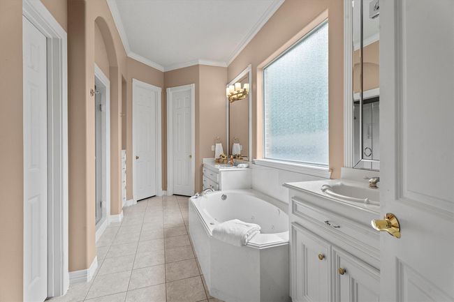 16303 Kyle Crest Trl, House other with 4 bedrooms, 4 bathrooms and 3 parking in Cypress TX | Image 22