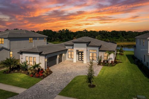 2428 Waterfront Circle, Sarasota, FL, 34240 | Card Image