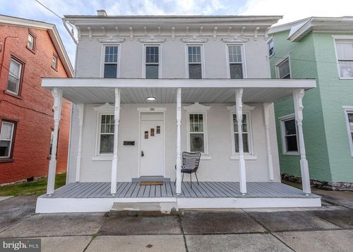 212 E Main Ave, MYERSTOWN, PA, 17067-1119 | Card Image