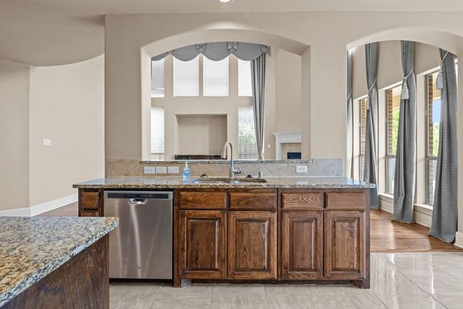 2670 Autumn Ln, House other with 5 bedrooms, 5 bathrooms and null parking in Frisco TX | Image 11