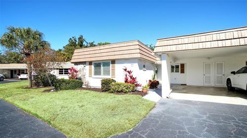 42-5469 Riverbluff Cir, SARASOTA, FL, 34231-5025 | Card Image