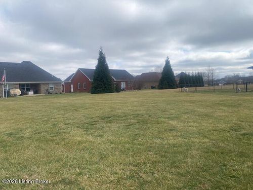 117 Lorenza Cir, Bardstown, KY, 40004-9084 | Card Image