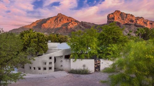 11-6318 N 52nd Place, Paradise Valley, AZ, 85253 | Card Image