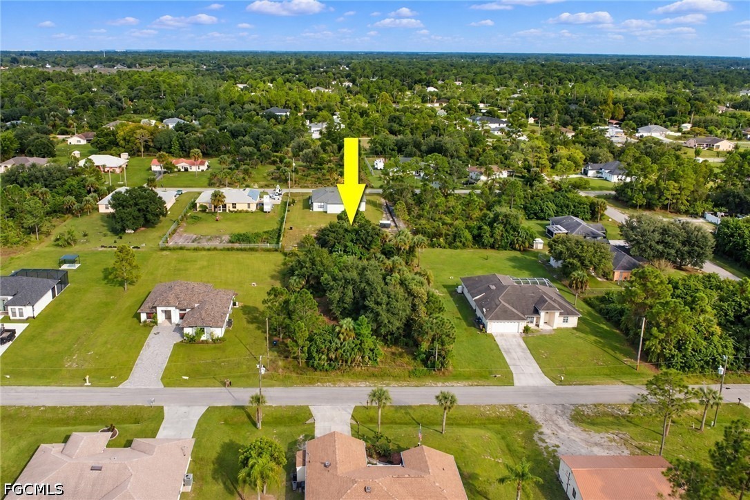 Land in Lehigh Acres 4