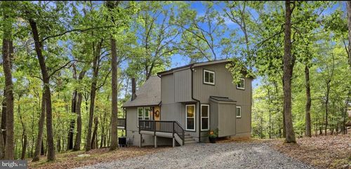33 Wigwam Ct, HEDGESVILLE, WV, 25427-5578 | Card Image