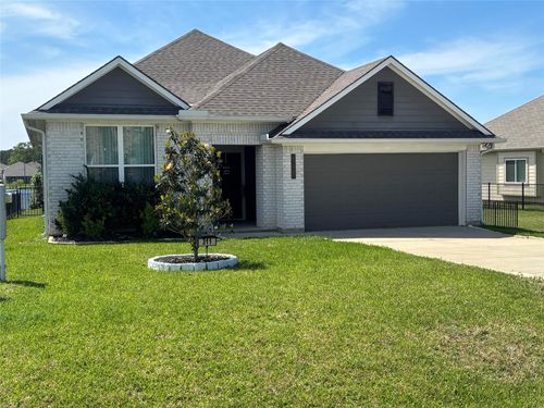 311 Shoreview Dr, Conroe, TX, 77303-2281 | Card Image