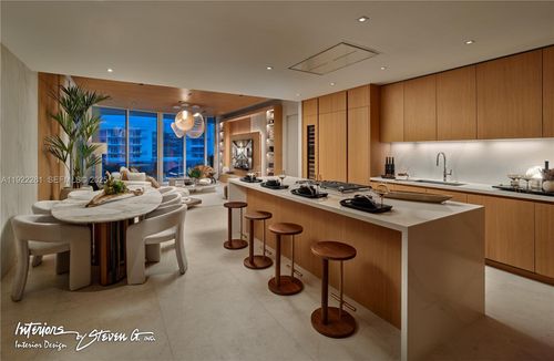 unit-703-2241 Se 17th St, Fort Lauderdale, FL, 33316-3266 | Card Image