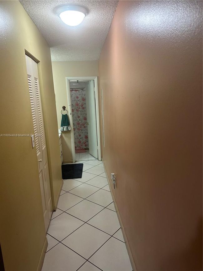 APT-113 - 1900 W 54 Th St, Condo with 1 bedrooms, 1 bathrooms and null parking in Hialeah FL | Image 5