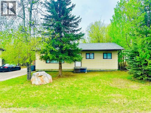 4557 Veterans Way, Chetwynd, BC, V0C1J0 | Card Image