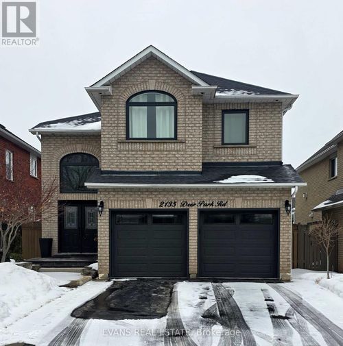 2135 Deer Park Rd, Oakville, ON, L6M3X4 | Card Image