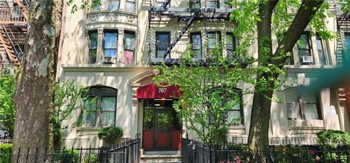 1b-767 Eastern Pkwy, Brooklyn, NY, 11213-3475 | Card Image