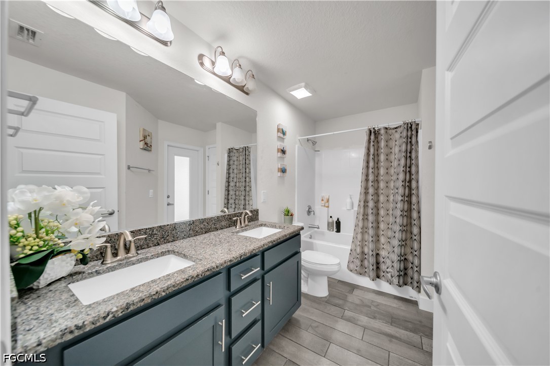 Residential in Cape Coral 3