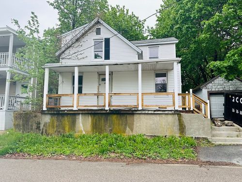 28 Angell St, Mansfield, MA, 02048-1447 | Card Image