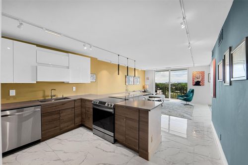 apt-7b-1800 N Andrews Ave, Fort Lauderdale, FL, 33311-3936 | Card Image