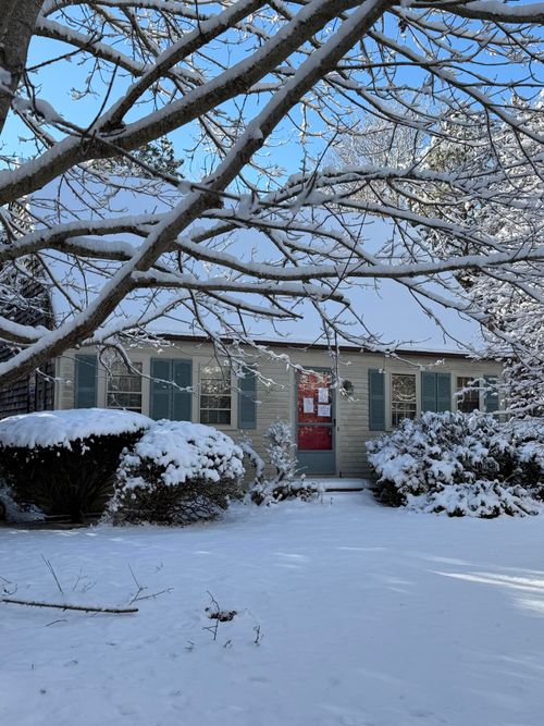 147 Chippingstone Rd, Marstons Mills, MA, 02648-1638 | Card Image