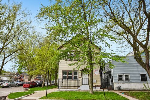 8756 S Exchange Ave, Chicago, IL, 60617-3170 | Card Image