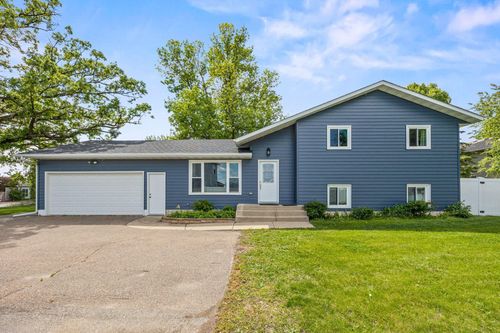 703 7th St N, Montrose, MN, 55363-6302 | Card Image