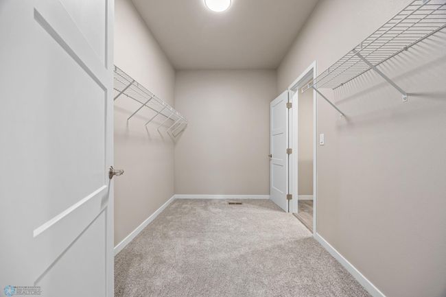 Primary Bathroom | Image 20
