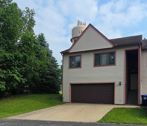 405 Hillcrest St E, Lanesboro, MN, 55949-9713 | Card Image