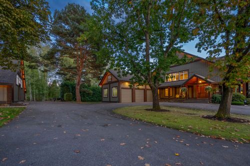 18208 92 Ave, Surrey, BC, V4N3Y8 | Card Image