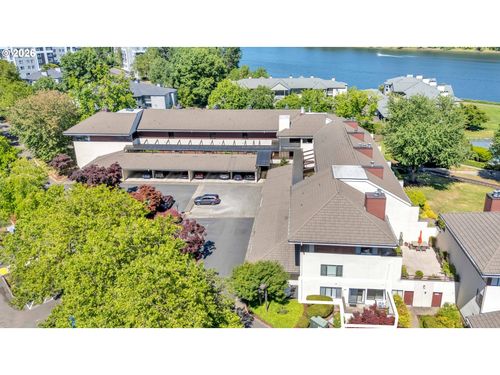 101b2-5150 S Landing Dr, Portland, OR, 97239 | Card Image