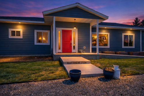 1212 Winners Circle Ln, Corvallis, MT, 59828-9412 | Card Image