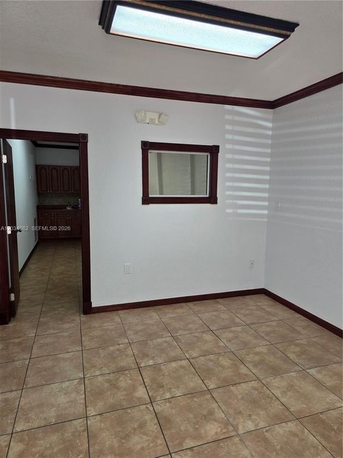 17-1745 W 37th St, HIALEAH, FL, 33012-4677 | Card Image