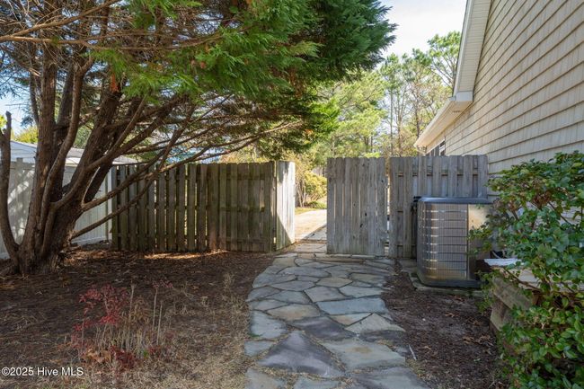 6603 Lipscomb Dr, House other with 4 bedrooms, 3 bathrooms and 1 parking in Wilmington NC | Image 36