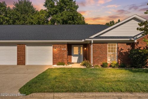 8605 Mill Spring Pl, Louisville, KY, 40228-4100 | Card Image