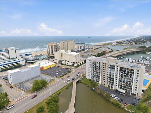 401-500 Pacific Ave, Virginia Beach, VA, 23451-3538 | Card Image
