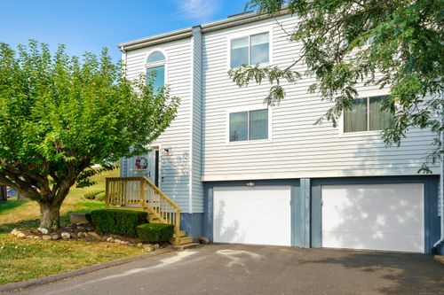 31-31 Wynwood Dr, Cromwell, CT, 06416-2524 | Card Image