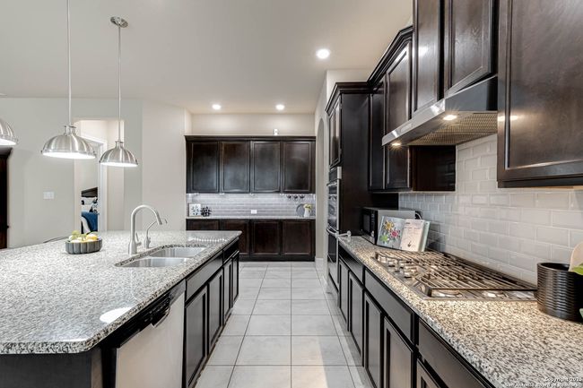 10539 Far Reaches Ln, House other with 5 bedrooms, 4 bathrooms and null parking in Helotes TX | Image 6